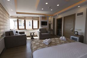 Harbour Suites Old City