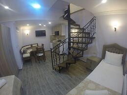 Harbour Suites Old City