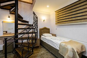 Harbour Suites Old City