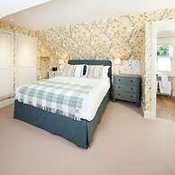 Loch Lomond Arms Hotel