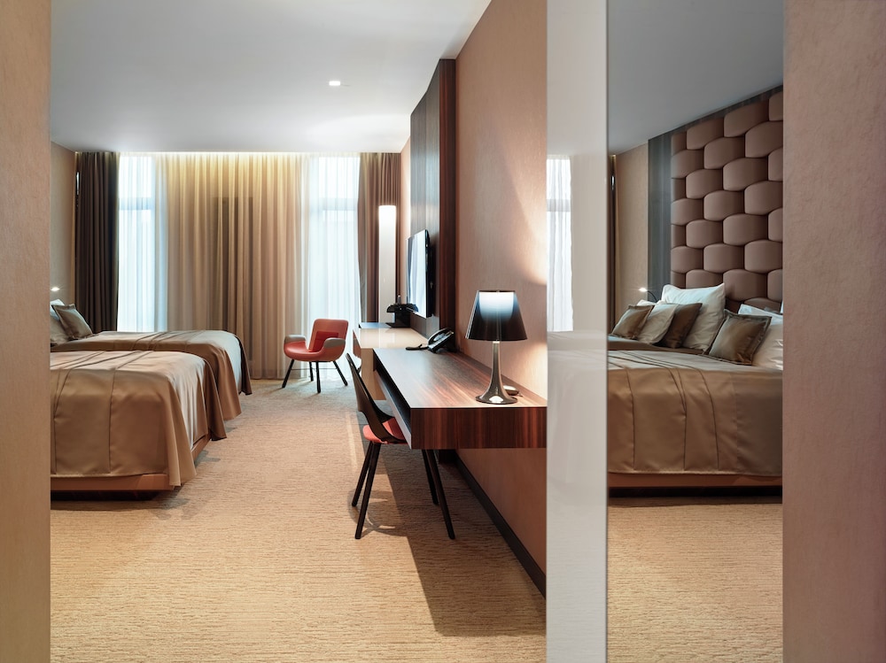 Theatre Hotel