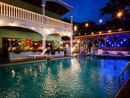Toro Blanco Resort