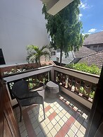 Pha Thai House