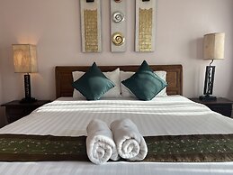 Pha Thai House