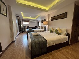 Pha Thai House