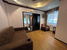 Pha Thai House