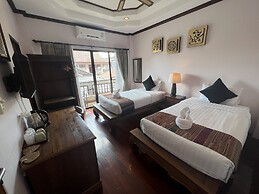 Pha Thai House