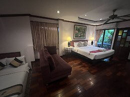 Pha Thai House