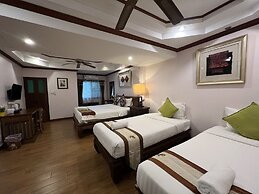 Pha Thai House