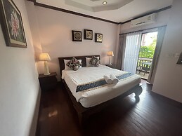 Pha Thai House