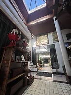 Pha Thai House