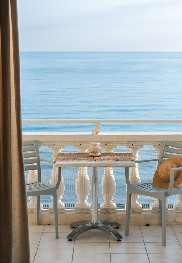 Maria Mare Apart-hotel