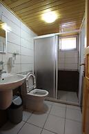 Baris Pension & Bungalows