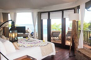 Menjangan Dynasty Resort