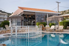 Casa Blue Sarantis