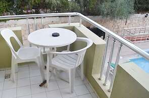 Ares City Hotel