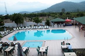 Ares Hotel