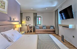 Fiscardonna Luxury Suites