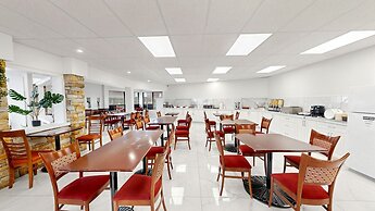 River Rapids Inn