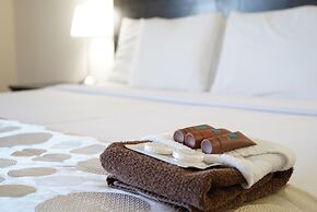 River Rapids Inn