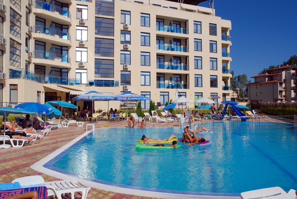 Rainbow 1 Holiday Complex
