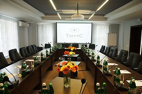 Taurus Hotel & SPA