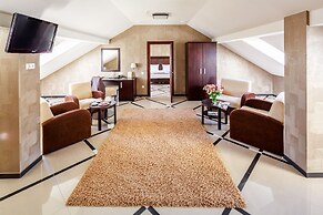 Taurus Hotel & SPA