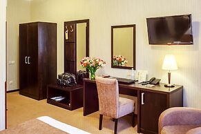 Taurus Hotel & SPA
