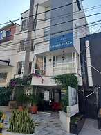 Riviera Plaza