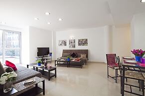 Charmsuites Nou Rambla