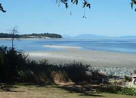 Kye Bay B&B