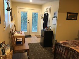 Kye Bay B&B