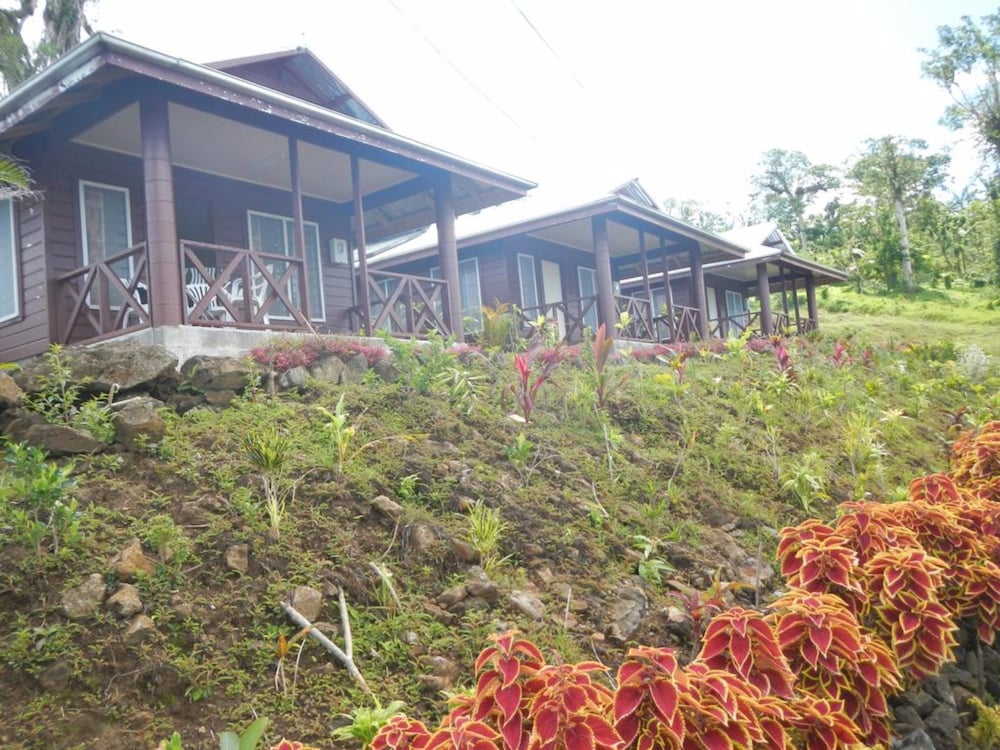 Tiavi Mountain Cabins