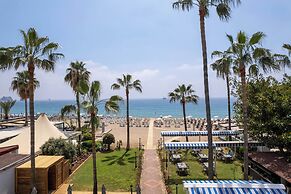 Elysee Beach Hotel