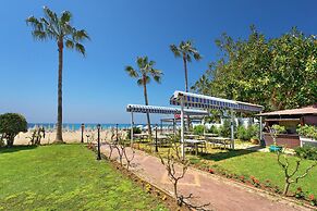 Elysee Beach Hotel