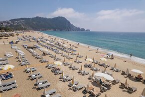 Elysee Beach Hotel
