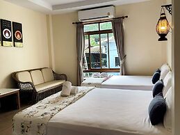Salakphet Resort