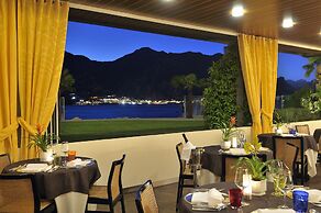 Hotel Castello Lake Front