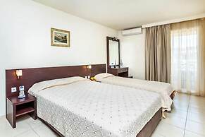 Elinotel Polis Hotel