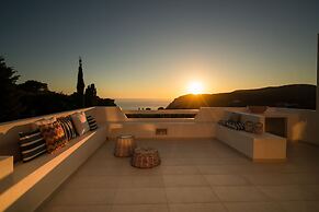 Kalas Residence