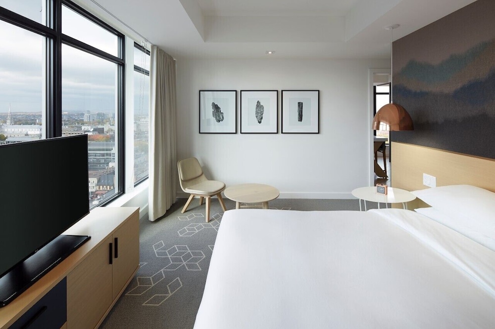 ANDAZ OTTAWA BYWARD MARKET, BY HYATT