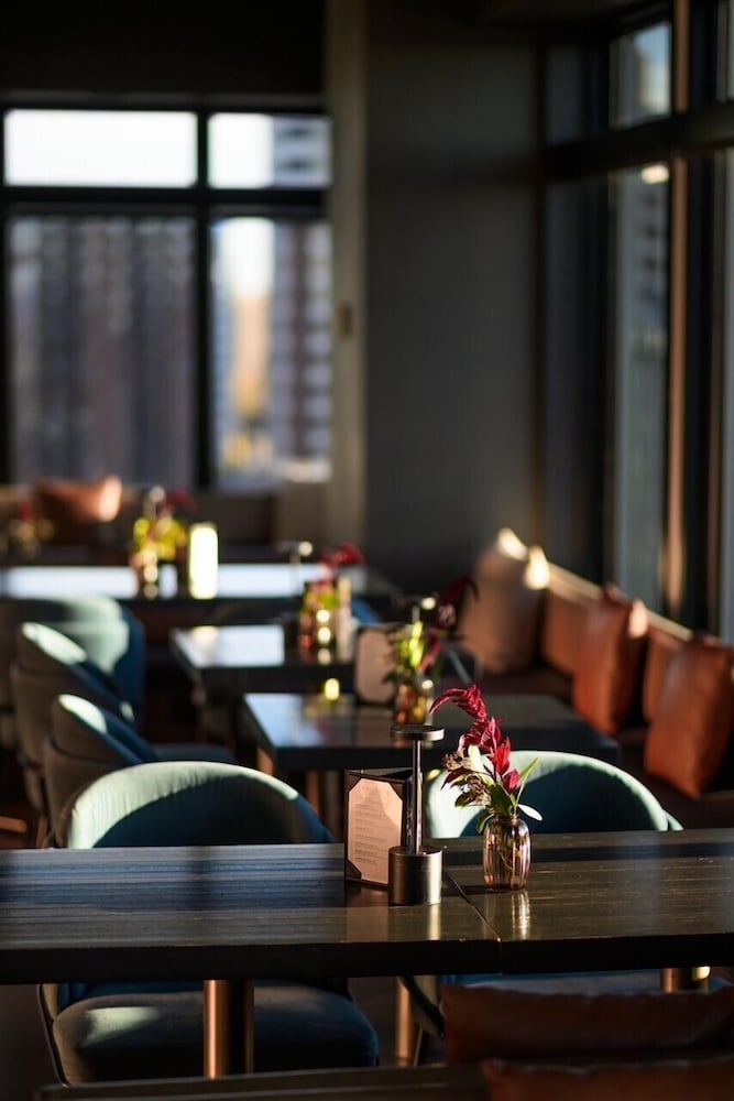 ANDAZ OTTAWA BYWARD MARKET, BY HYATT