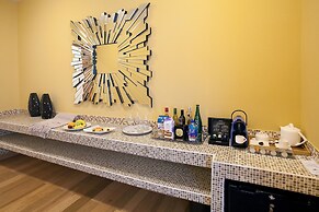 The Manoah Boutique Hotel