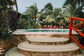 Ensueño Holbox and Beach Club