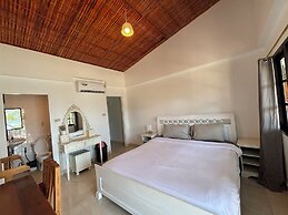 Cliff Cottage Resort
