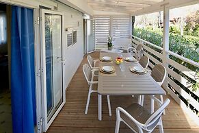 Isamar Holiday Village