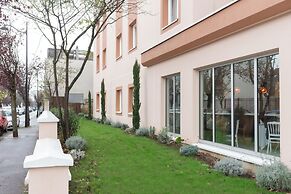 Kyriad - Joinville-Le-Pont