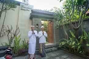 Blanjong Homestay by ecommerceloka