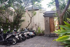 Blanjong Homestay by ecommerceloka