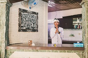 Blanjong Homestay by ecommerceloka